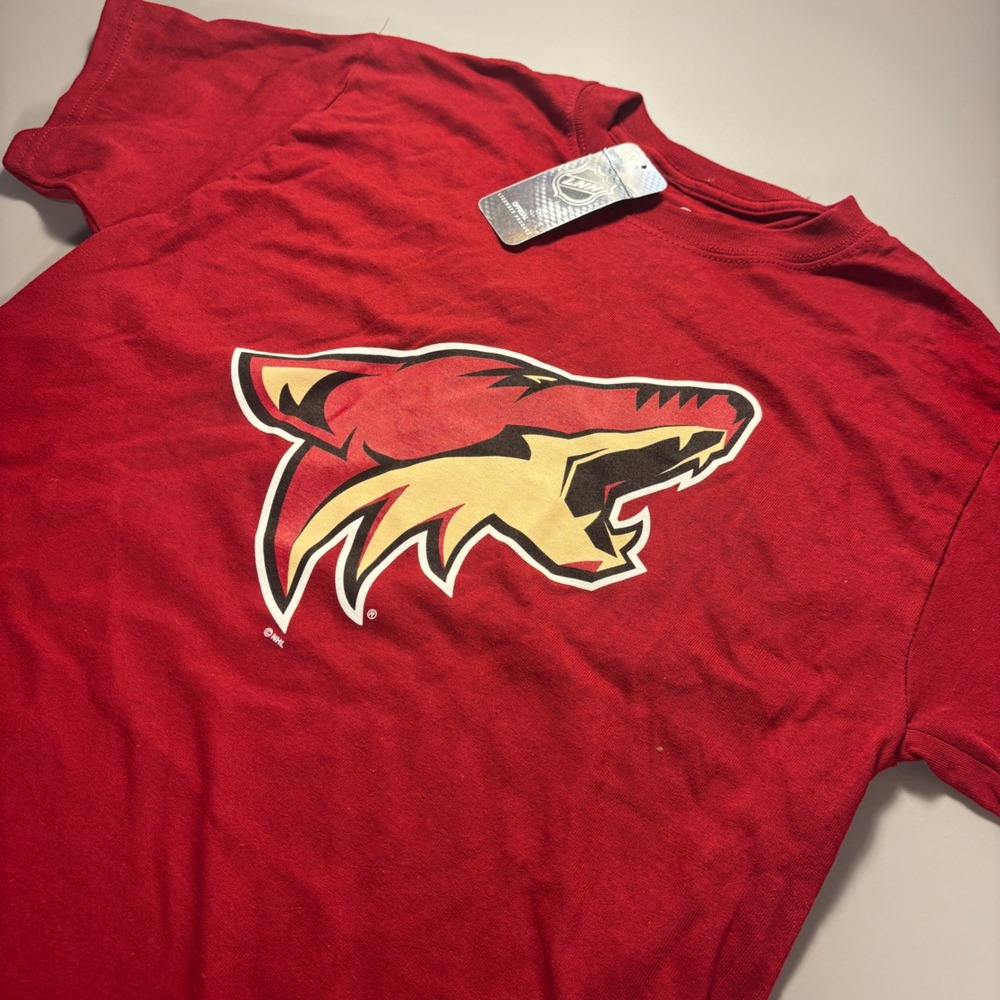NHL Arizona Coyotes T-Shirt Mens Small Red Hockey Team Logo‎ New